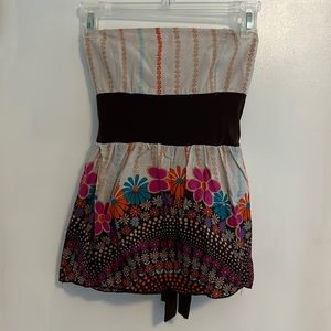 NWOT-Next Era Couture Strapless Floral Top